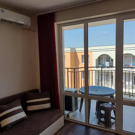 Apartmán ред хаус *