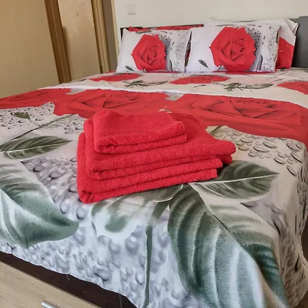 ред хаус Apartmán