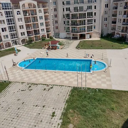 ред хаус * Солнечный берег